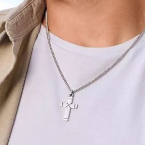 Plain Latin Cross with Medium Curb Chain